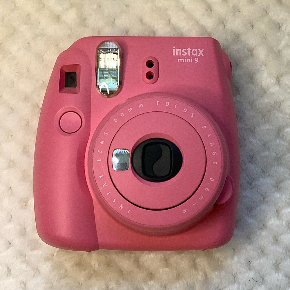 Fujifilm Instax Mini 9 Camera Flamingo Pink Instant Film Camera (Tested)